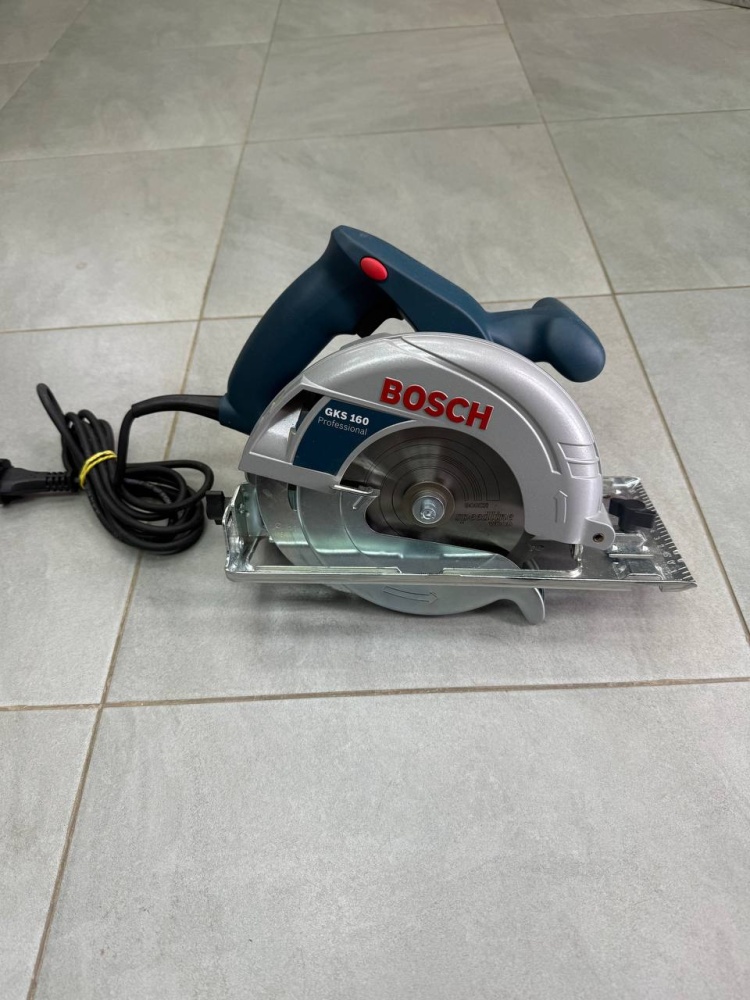 Циркулярная пила Bosch GSK160
