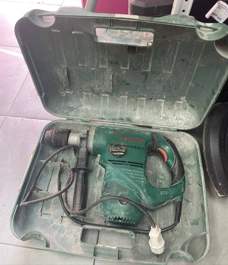 Перфоратор HAMMER DWT BH 1500