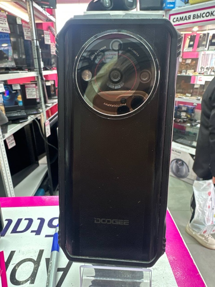 Мобильный телефон Doogee v30 PRO